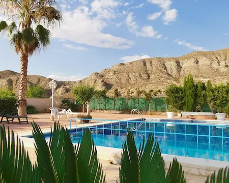 Venta chalet con piscina en Alfajarin Zaragoza